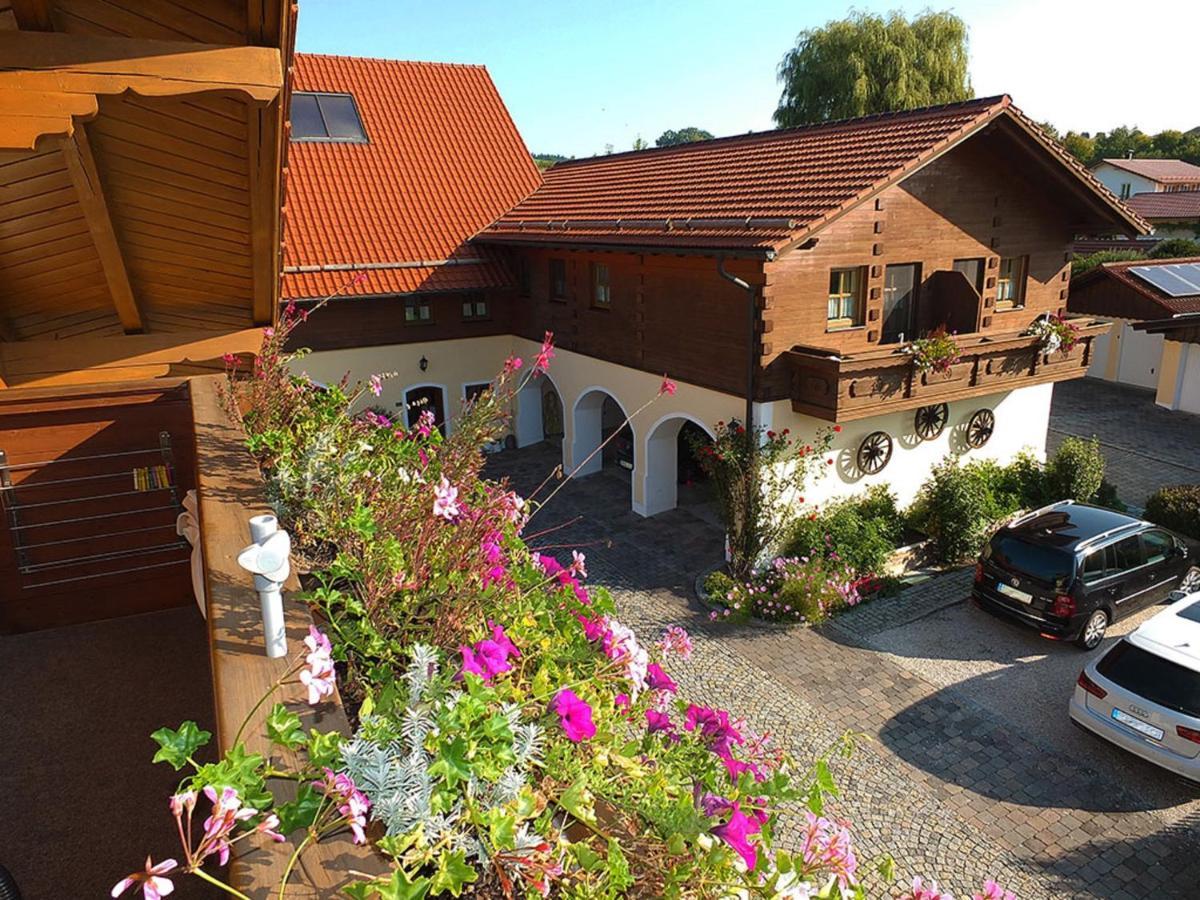 Boutique-Hotel Hasenberger บัดเบียร์นบาค ภายนอก รูปภาพ